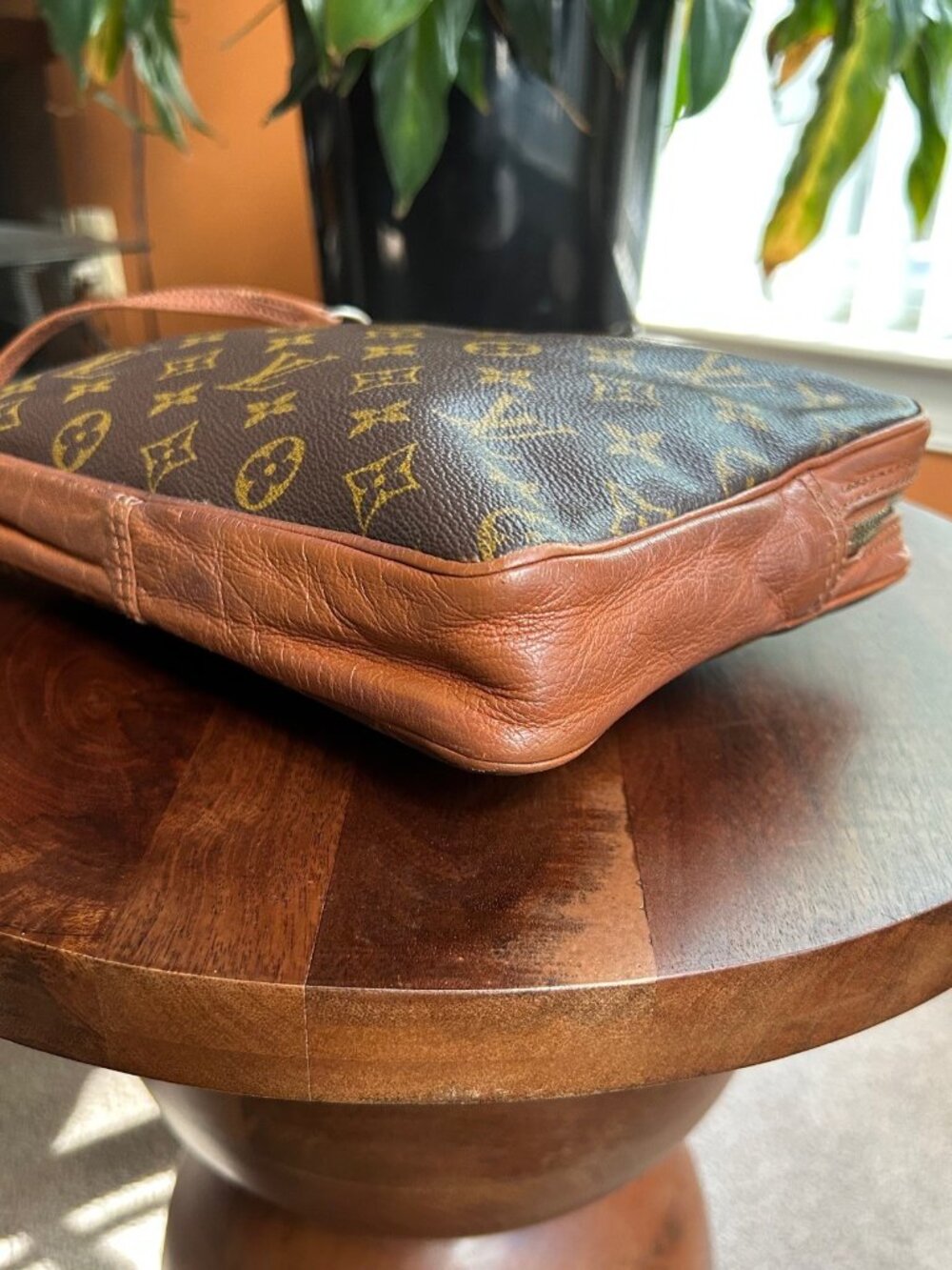 LOUIS VUITTON Monogram Pouch Clutch Wristlet - Picture 15 of 16